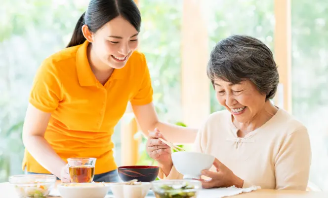 「医療・介護向けの高品質な食事」イメージ